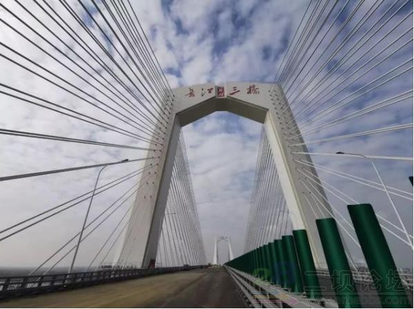 �ߺ��������Ž�����롰�չ١��׶� Ԥ������6�µ�����ͨ������