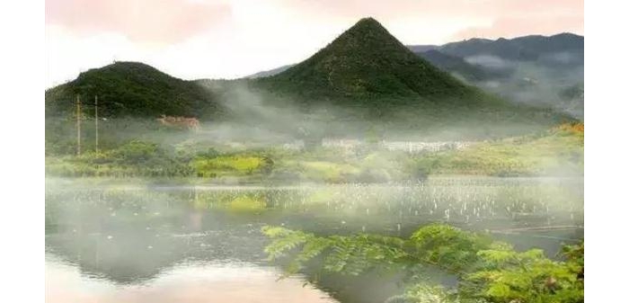 �������ӵ�һ���ϰ��̯�ϴ��£��������ϲ���ѹ����������ä�������ù�