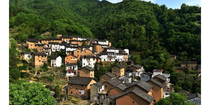 �����и�������ɽ��ĹŴ壬ʤ��������ݣ��˳��������һƬ����